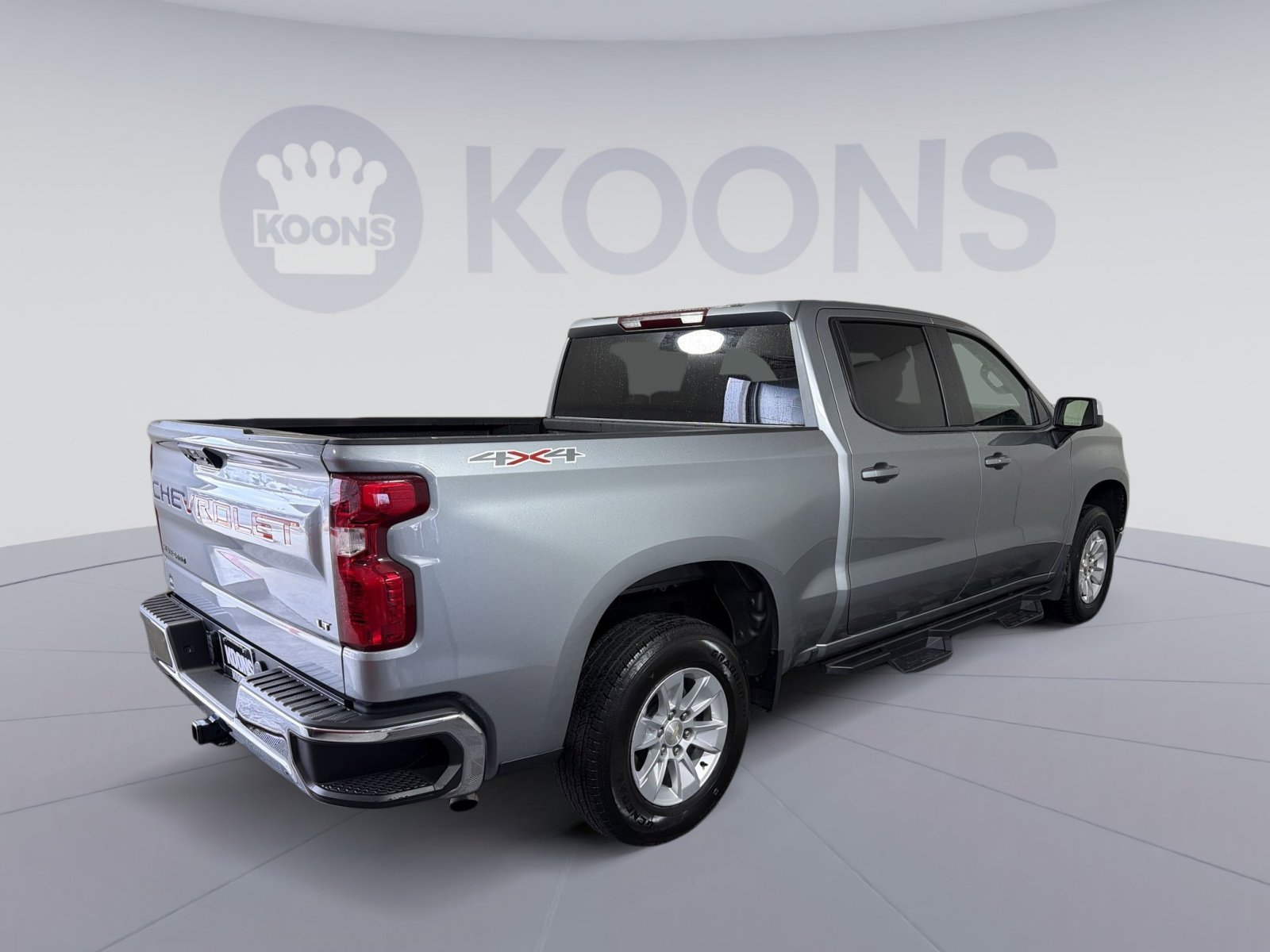 Used 2024 Chevrolet Silverado 1500 LT image 7