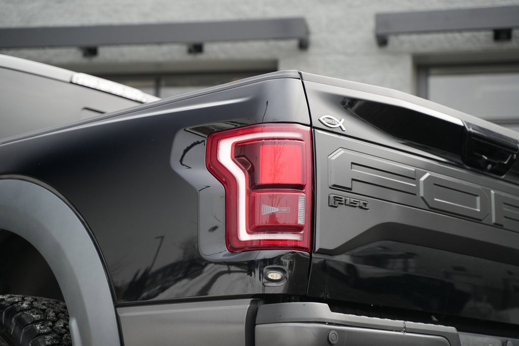 Used 2018 Ford F150 Raptor w/ Equipment Group 802A Luxury image 16