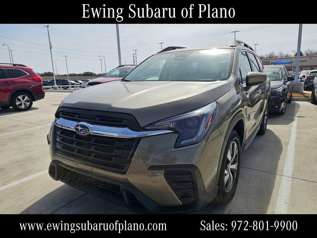 Used 2025 Subaru Ascent Premium image 3