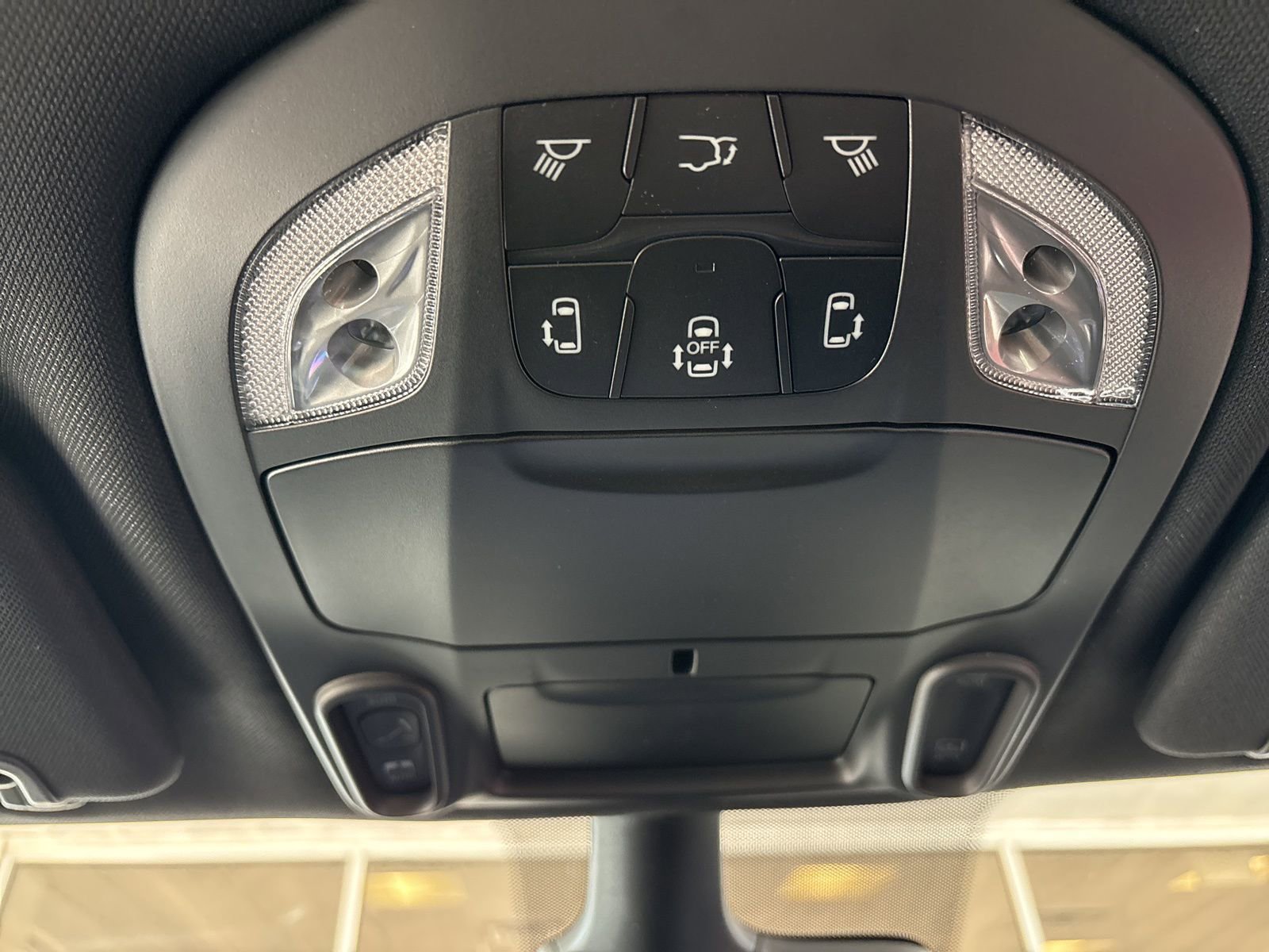 New 2026 Chrysler Pacifica Limited w/ S Appearance Package image 25