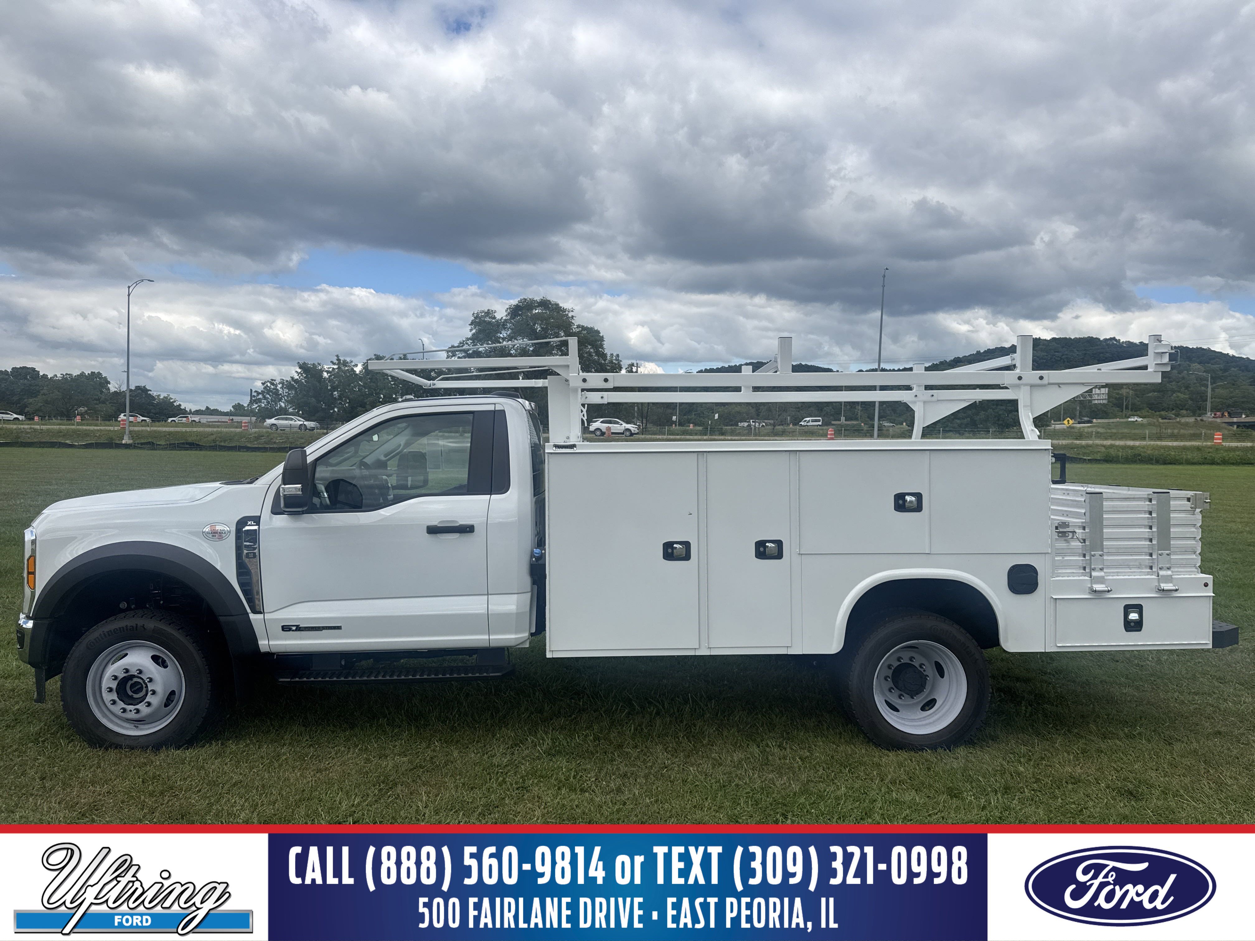 New 2025 Ford F450 XL image 1