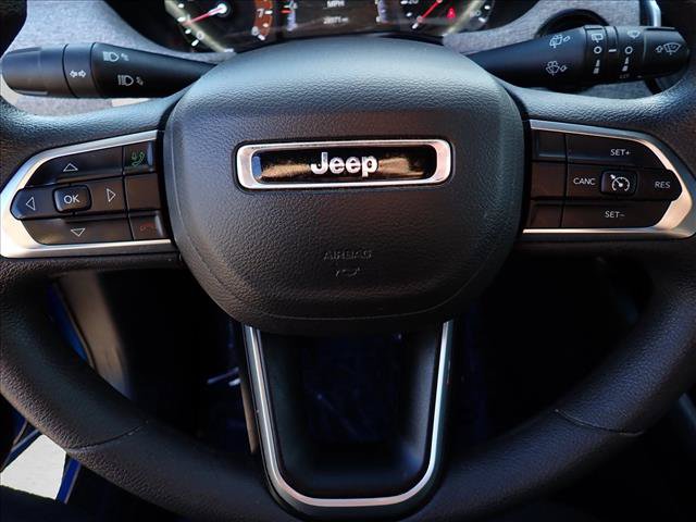 Used 2025 Jeep Compass Sport AWD/4WD image 14