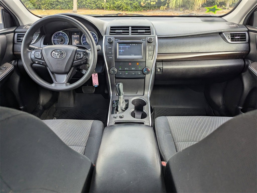Certified 2017 Toyota Camry LE image 5