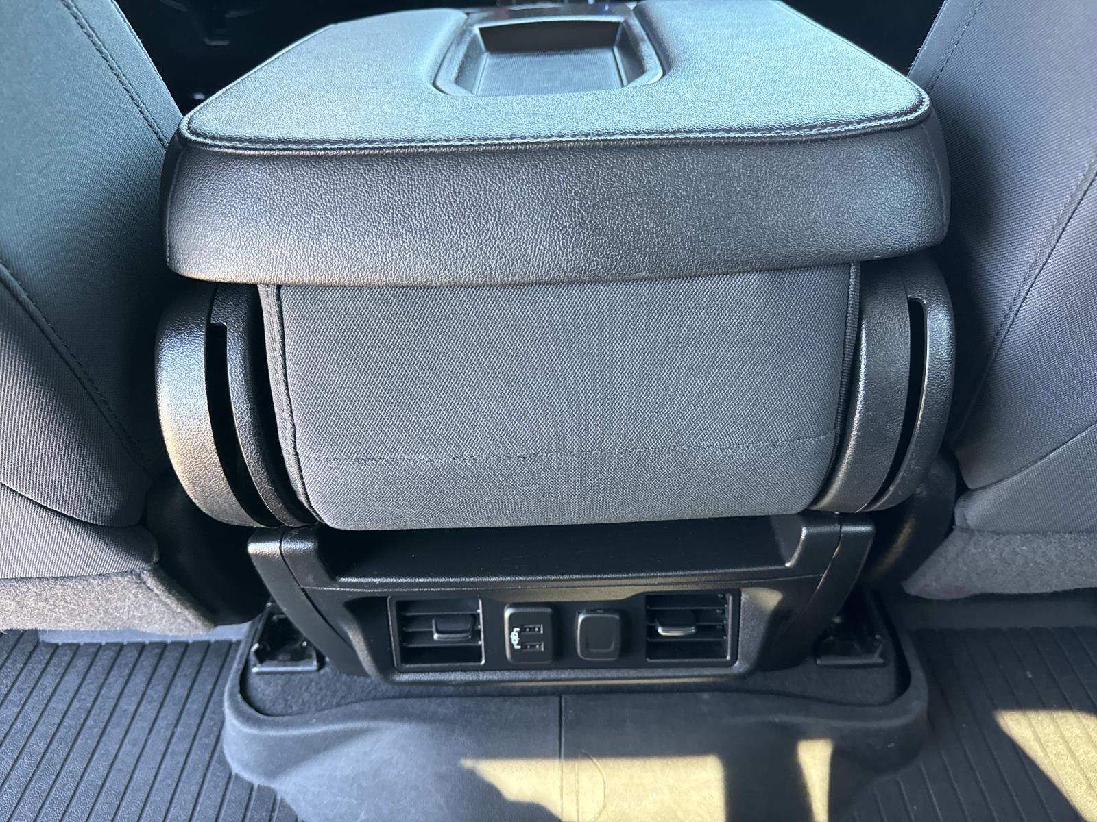 Used 2020 Chevrolet Silverado 1500 LT Trail Boss w/ Convenience Package image 21