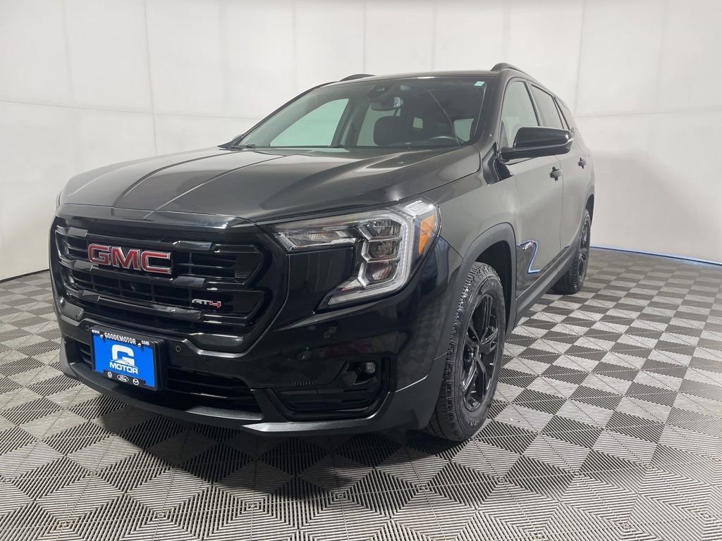 Used 2022 GMC Terrain AT4 w/ Infotainment Package II image 4