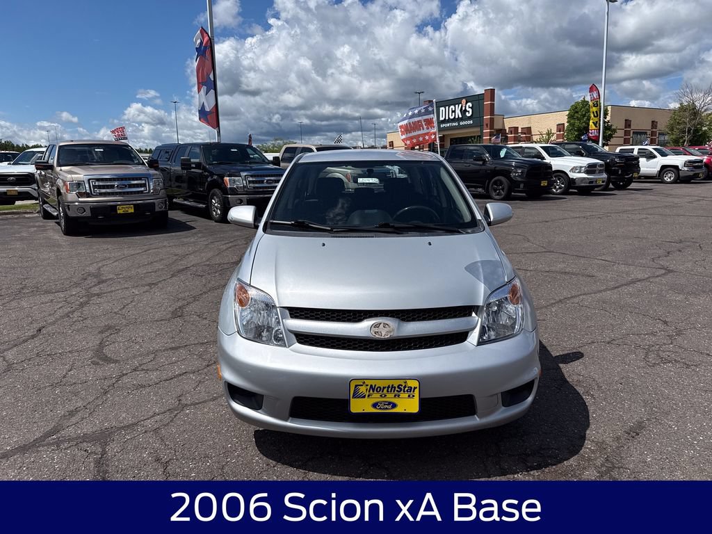 Used 2006 Scion xA FWD image 3