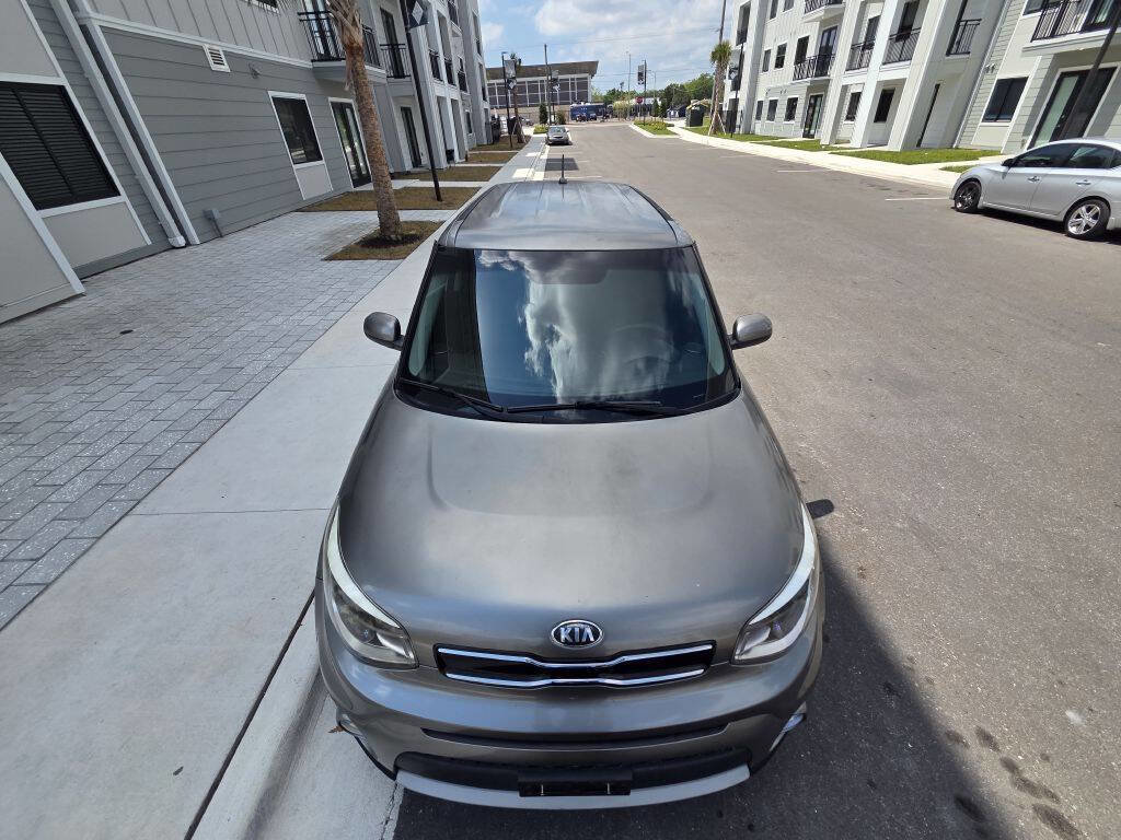 Used 2019 Kia Soul + FWD image 3