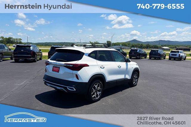 Used 2023 Kia Seltos EX AWD/4WD image 23