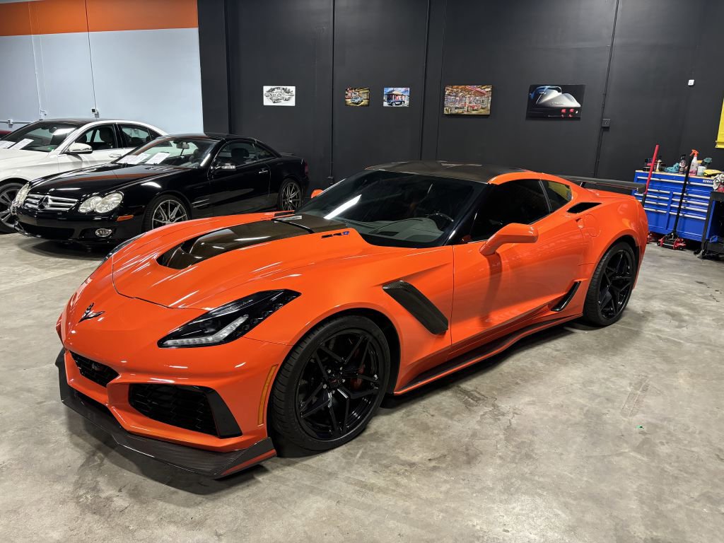 Used 2019 Chevrolet Corvette ZR1 RWD image 4