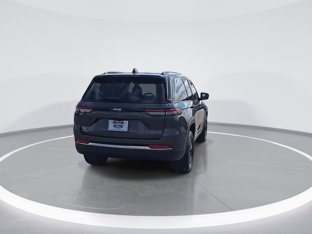 Used 2024 Jeep Grand Cherokee Limited 4xe image 7