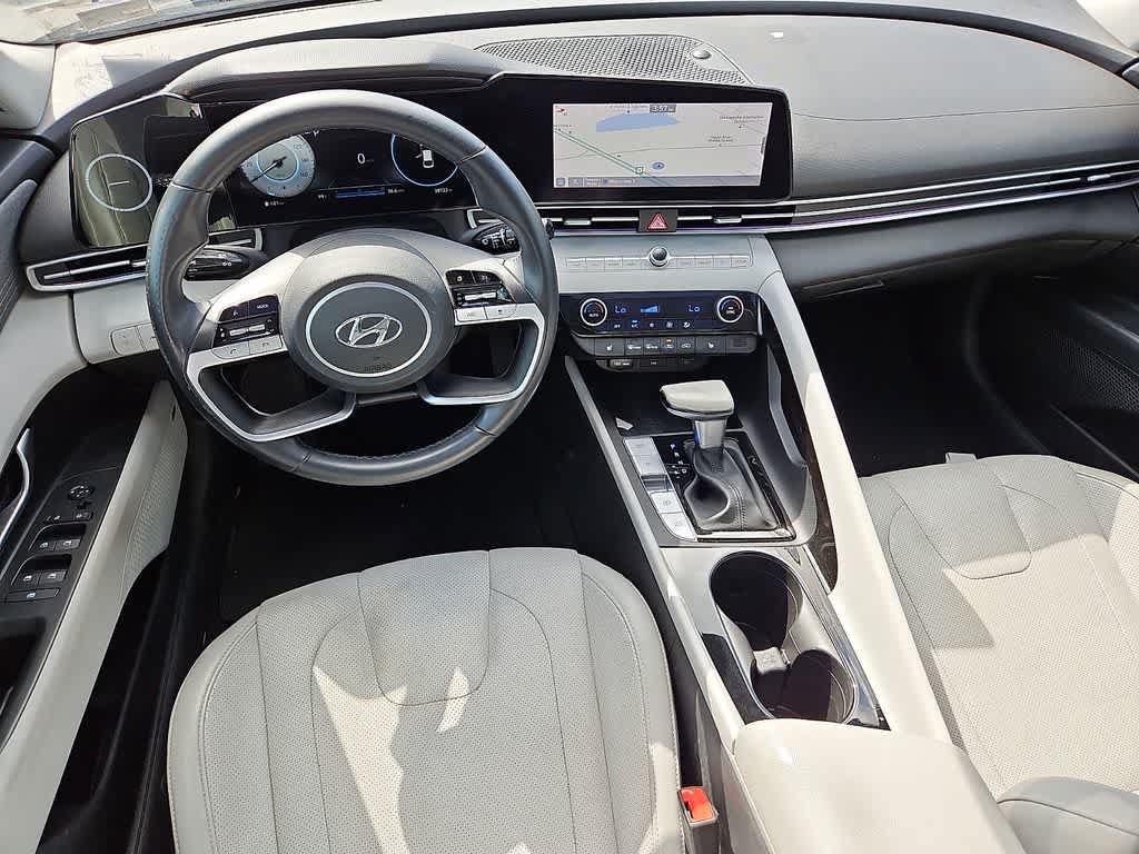 Used 2021 Hyundai Elantra Limited FWD image 10