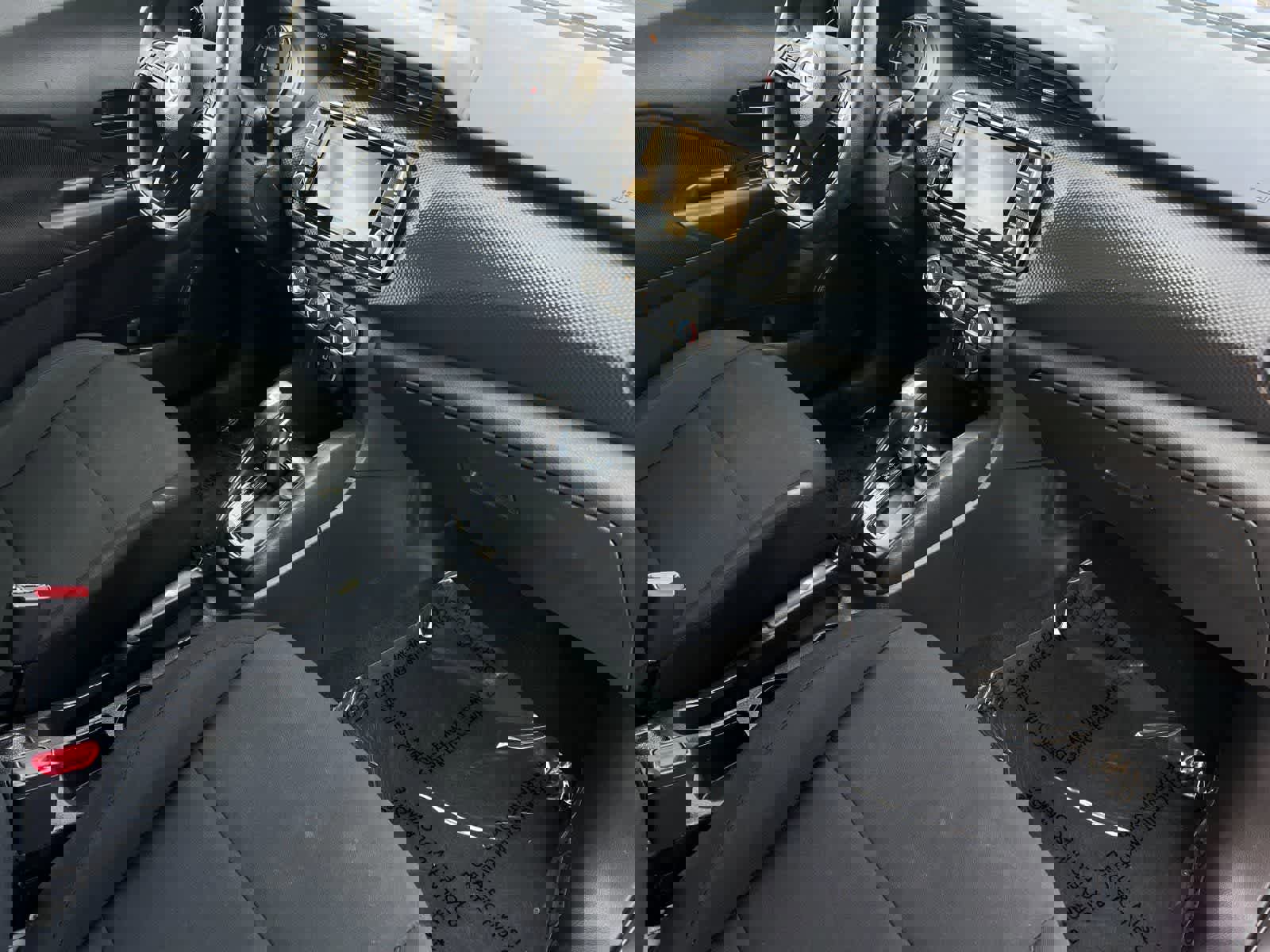 Used 2024 Nissan Kicks S image 17