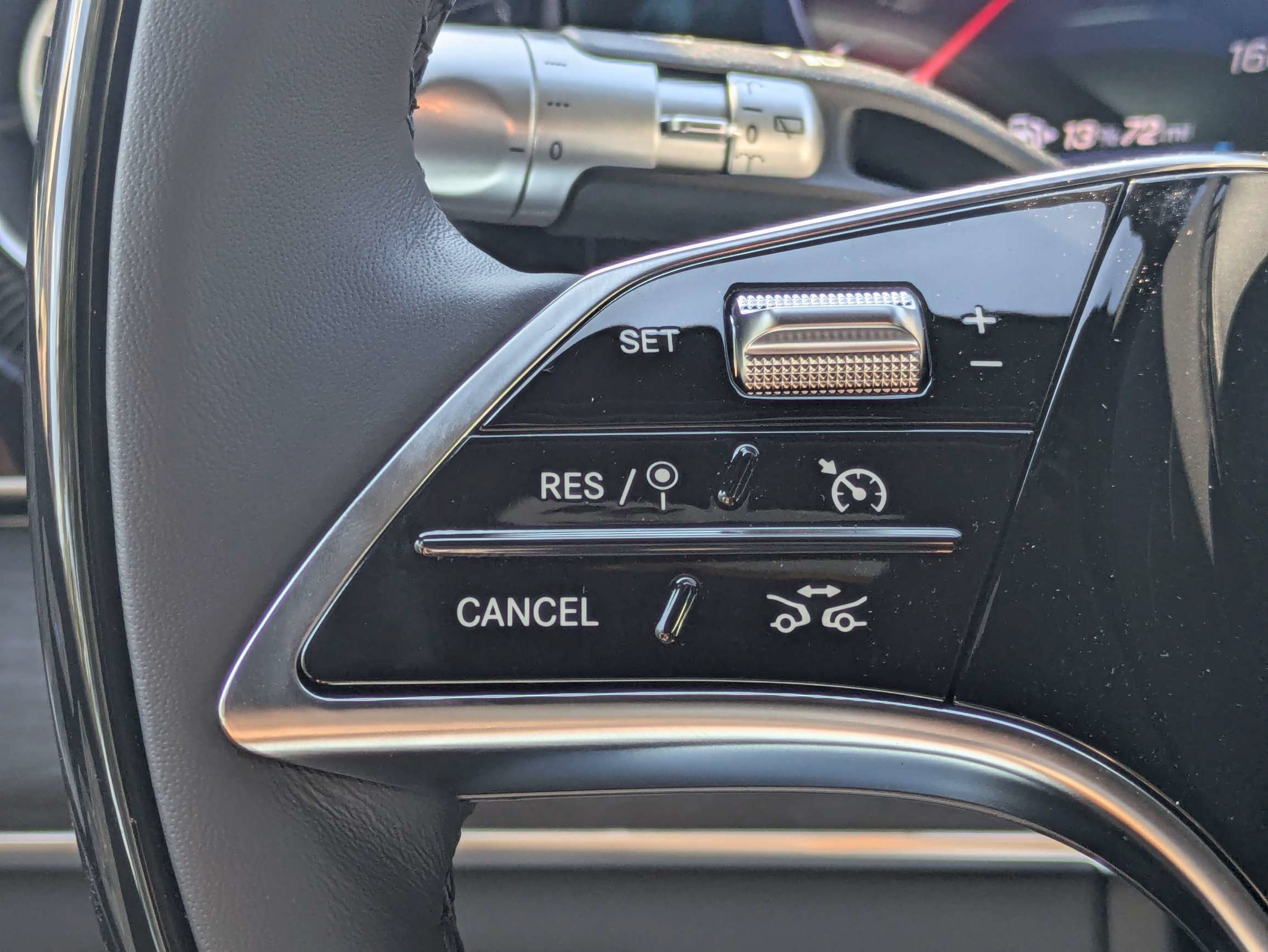 New 2027 Mercedes-Benz GLS 450 4MATIC image 24