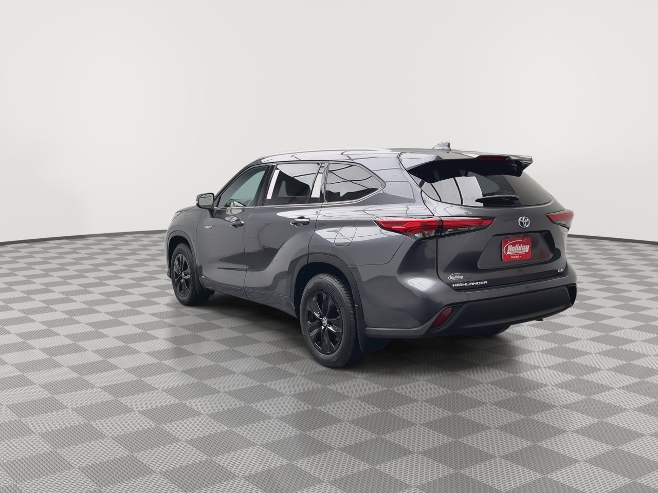 Used 2021 Toyota Highlander XLE video 2