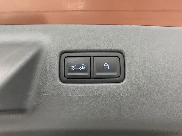 Used 2025 Hyundai Santa Fe Calligraphy image 17