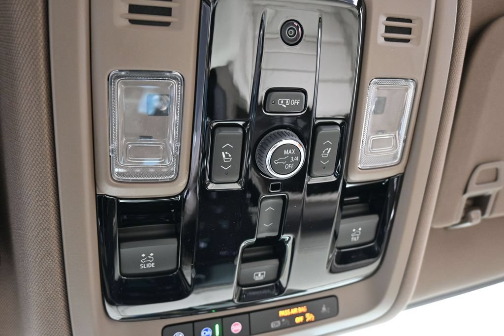 Used 2026 GMC Yukon XL Denali w/ Denali Reserve Package AWD/4WD image 30