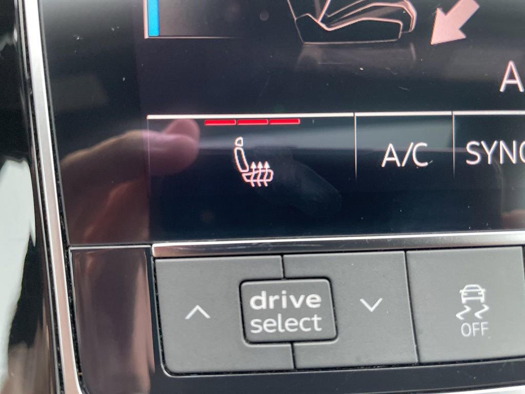 Used 2025 Audi Q7 3.0T Premium Plus image 21