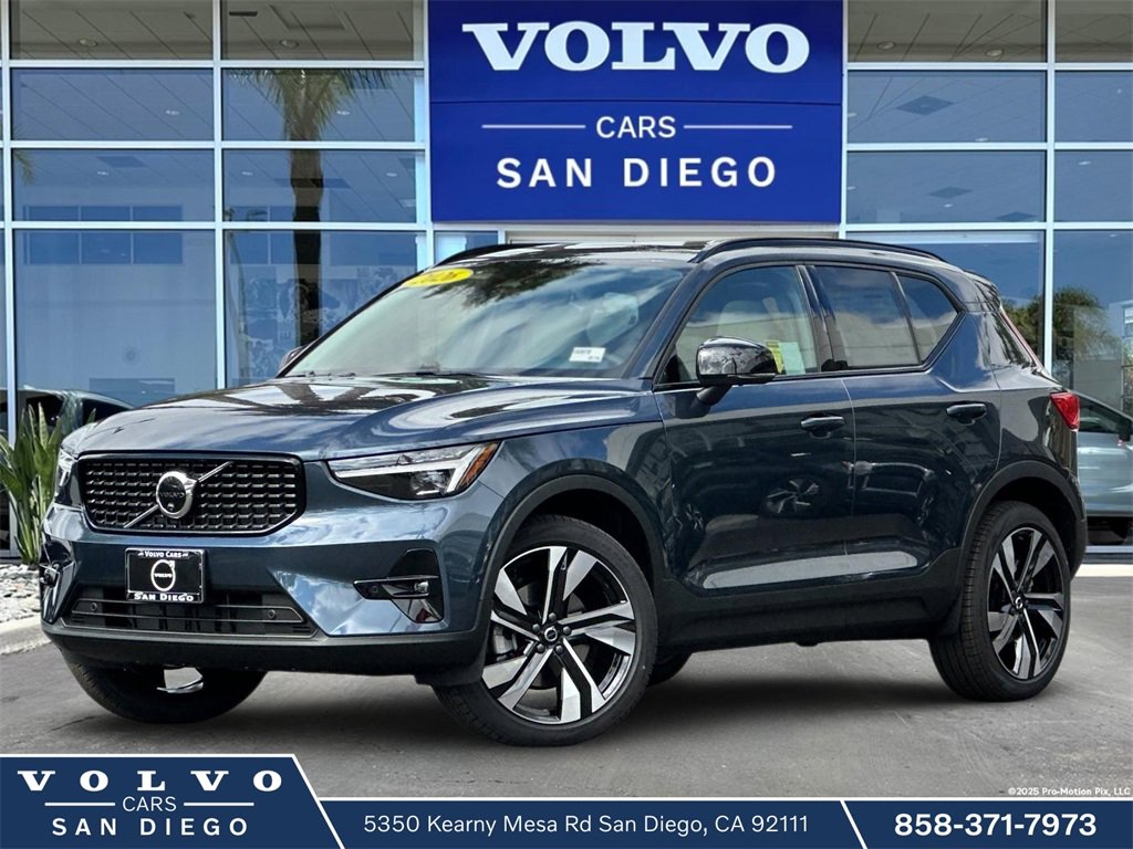 New 2026 Volvo XC40 B5 Ultra image 1