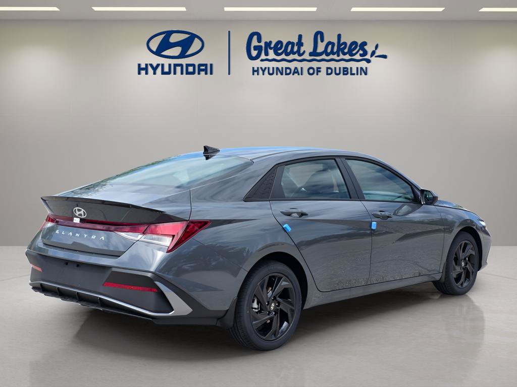 New 2026 Hyundai Elantra Sport FWD image 5