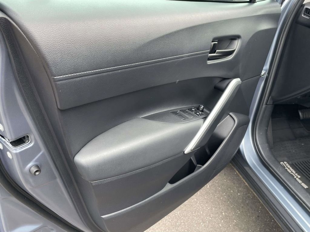 Used 2026 Toyota Corolla Cross LE FWD image 13