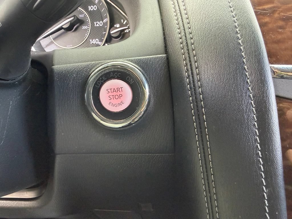 Used 2019 Nissan Armada Platinum w/ Captain's Chairs Package RWD image 22