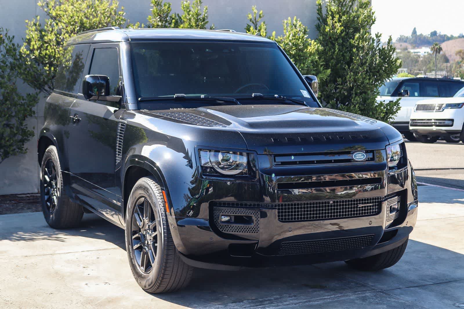 Used 2023 Land Rover Defender 90 X-Dynamic SE AWD/4WD image 3