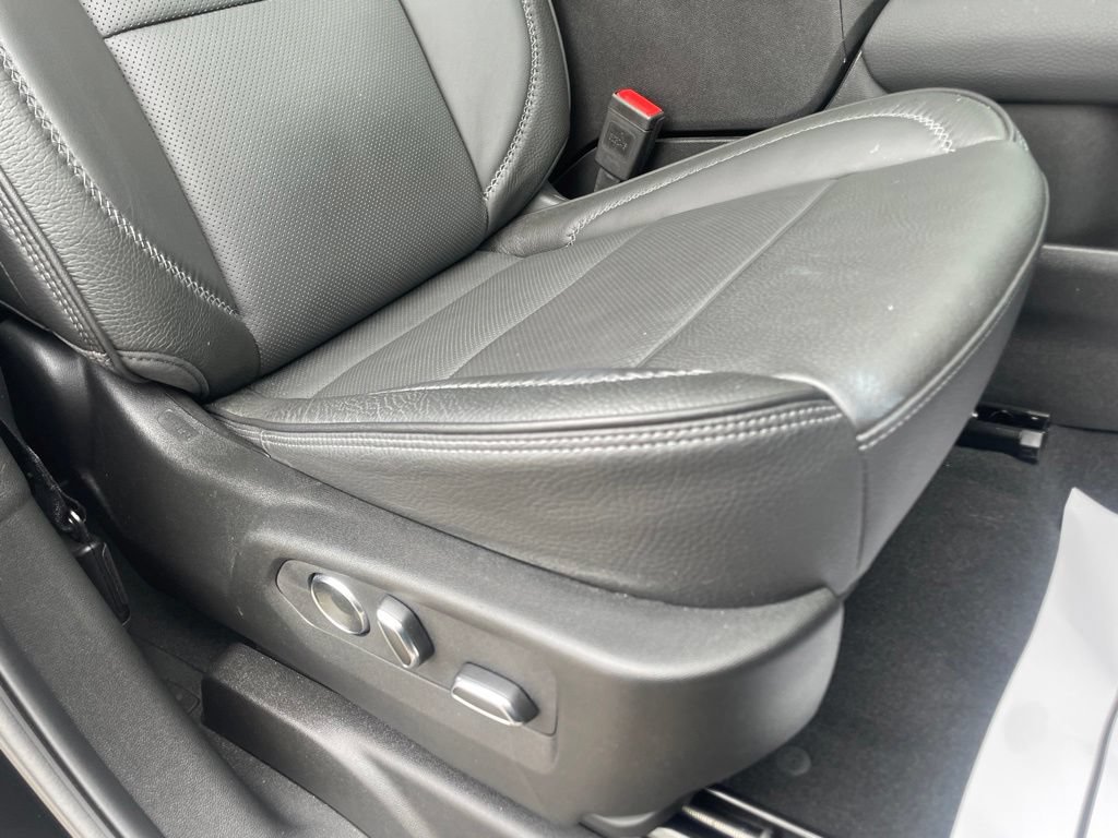 Used 2024 GMC Yukon XL Denali w/ Max Trailering Package AWD/4WD image 22