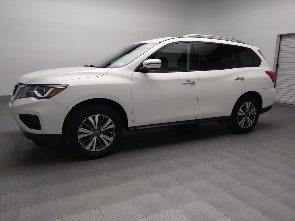 Used 2018 Nissan Pathfinder SV AWD/4WD image 2