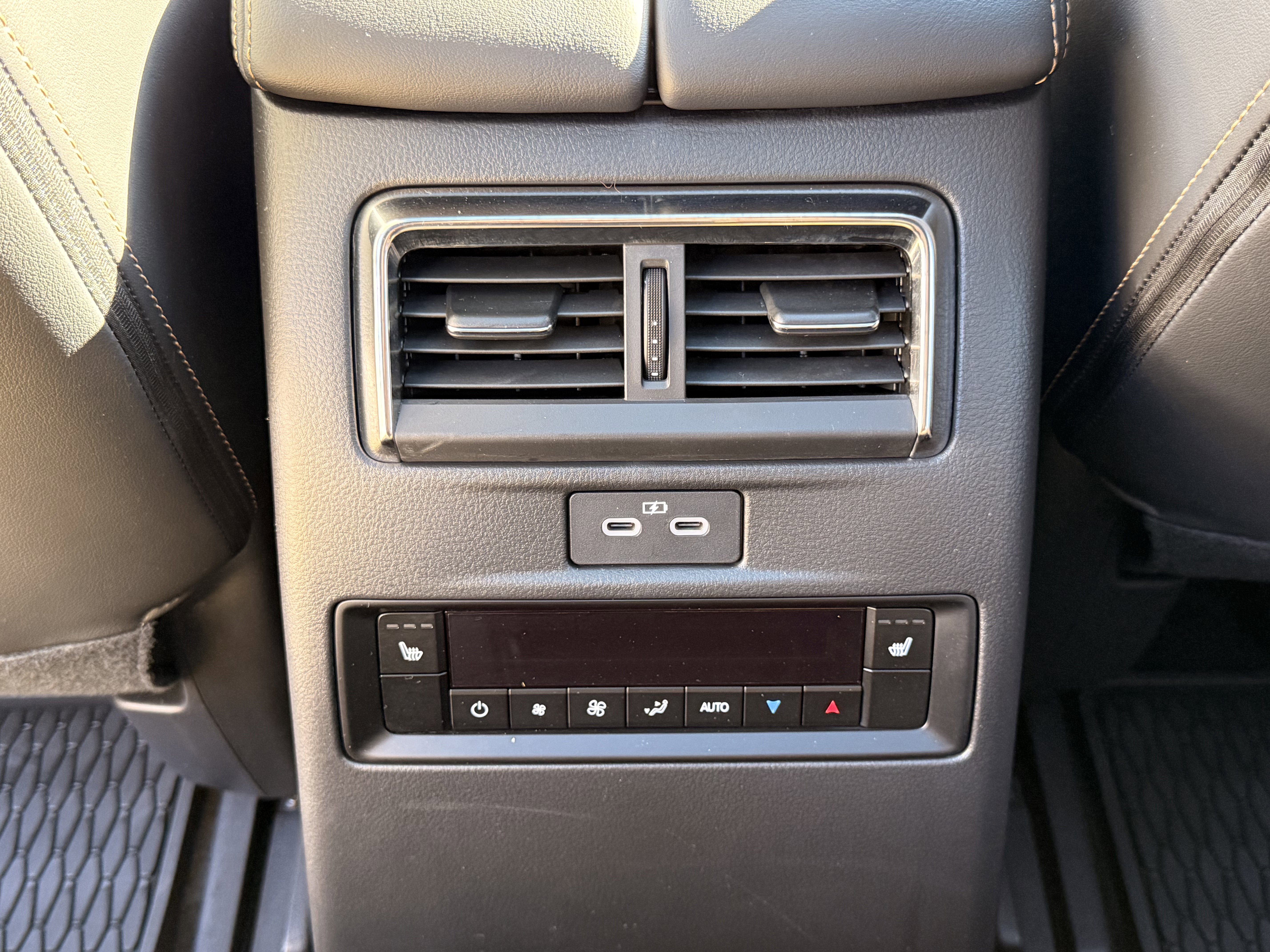 Certified 2024 MAZDA CX-90 Plug-In Hybrid w/ Premium Plus image 7