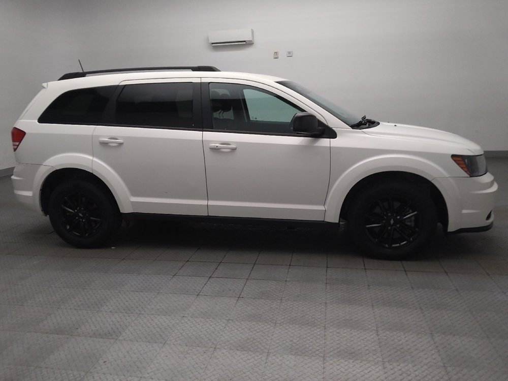 Used 2020 Dodge Journey SE w/ SE Popular Equipment Group FWD image 11