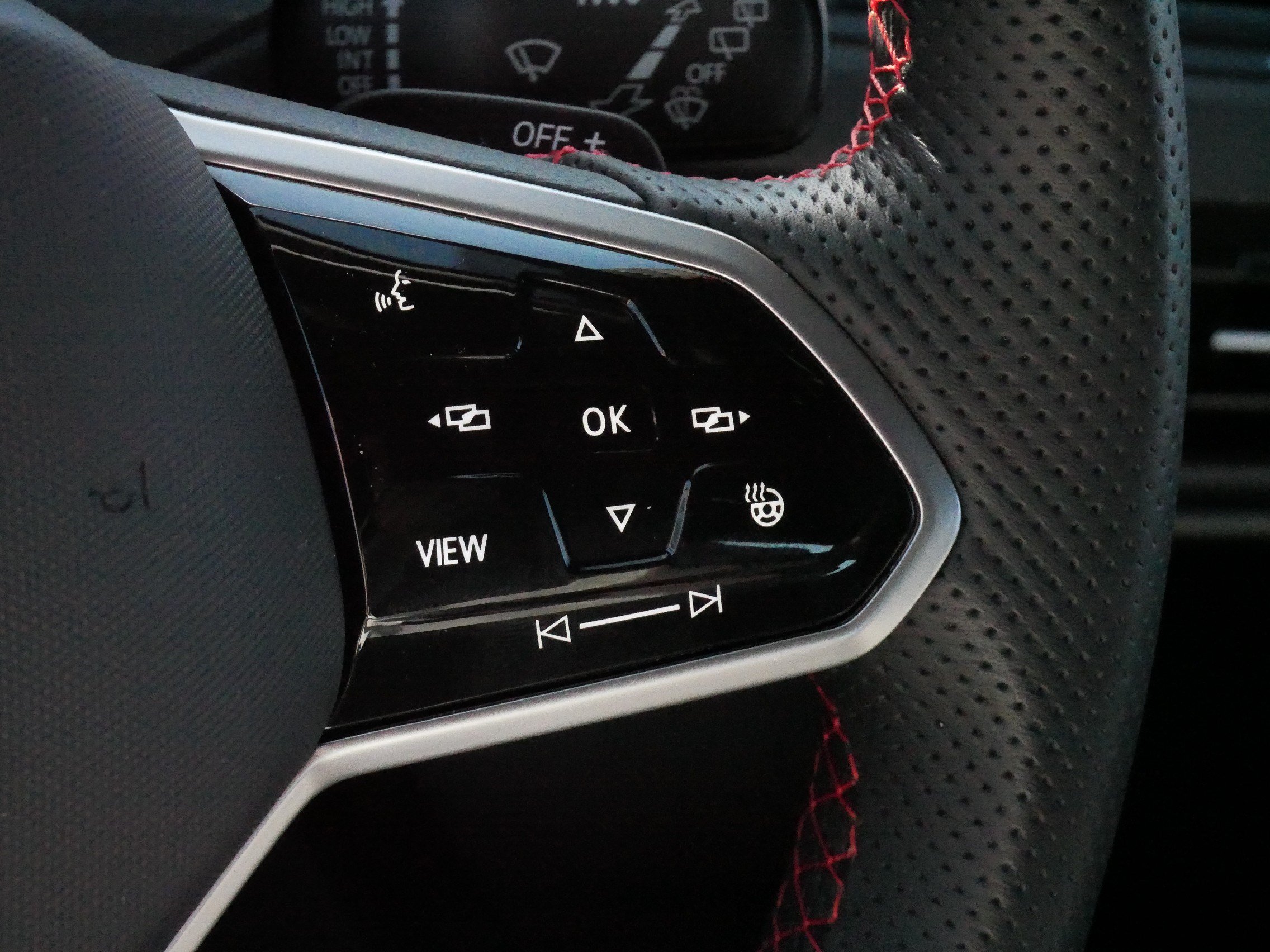 Certified 2024 Volkswagen GTI Autobahn FWD image 25