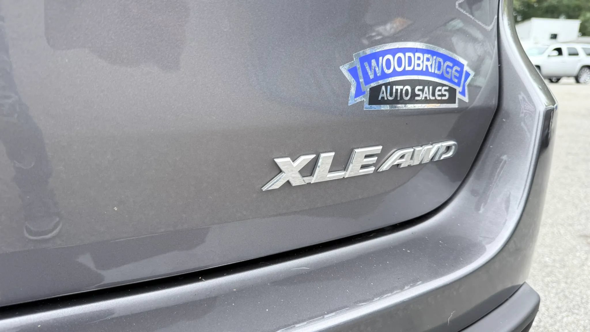 Used 2019 Toyota Highlander XLE AWD/4WD image 10