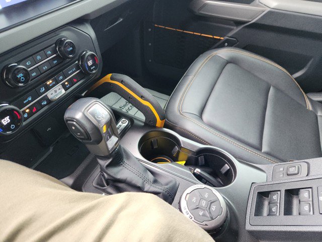 Used 2023 Ford Bronco Badlands image 43