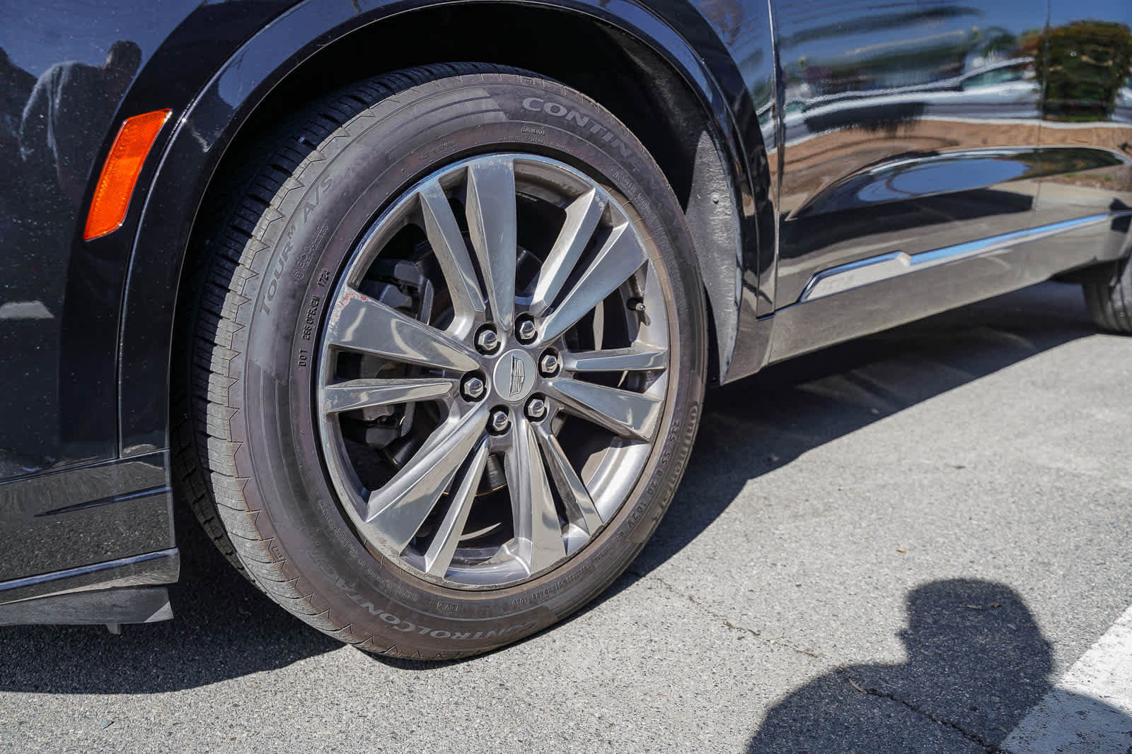 Used 2020 Cadillac XT6 Premium Luxury image 4