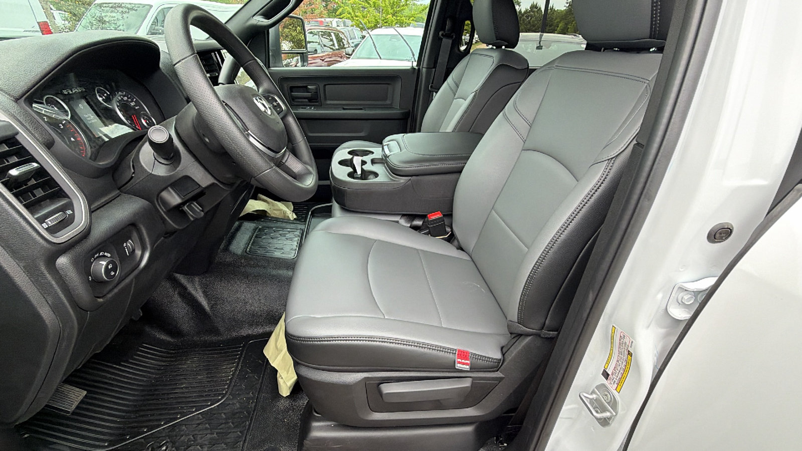 New 2026 RAM 3500 Tradesman w/ Chrome Appearance Group A AWD/4WD image 17