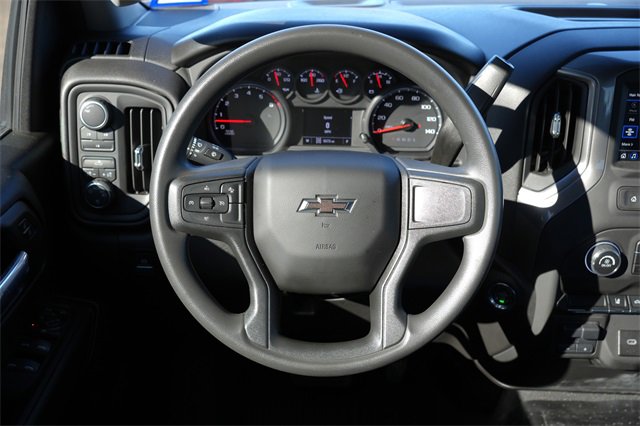 Used 2025 Chevrolet Silverado 2500 Custom w/ Custom Convenience Package image 10