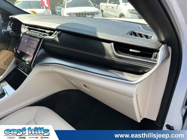 Used 2023 Jeep Grand Cherokee Limited AWD/4WD image 26