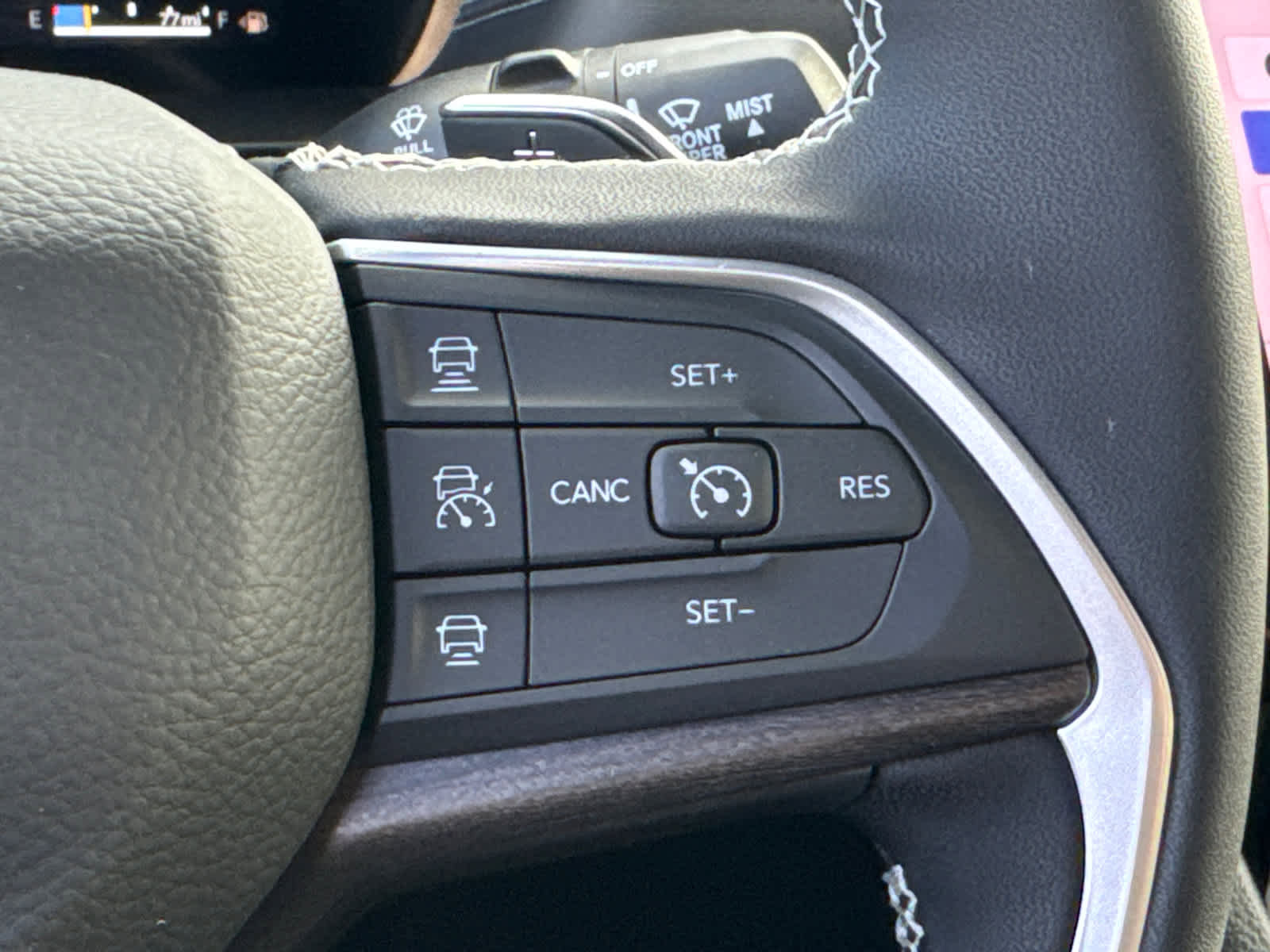 New 2025 Jeep Grand Cherokee Limited w/ Trailer Tow Package image 20