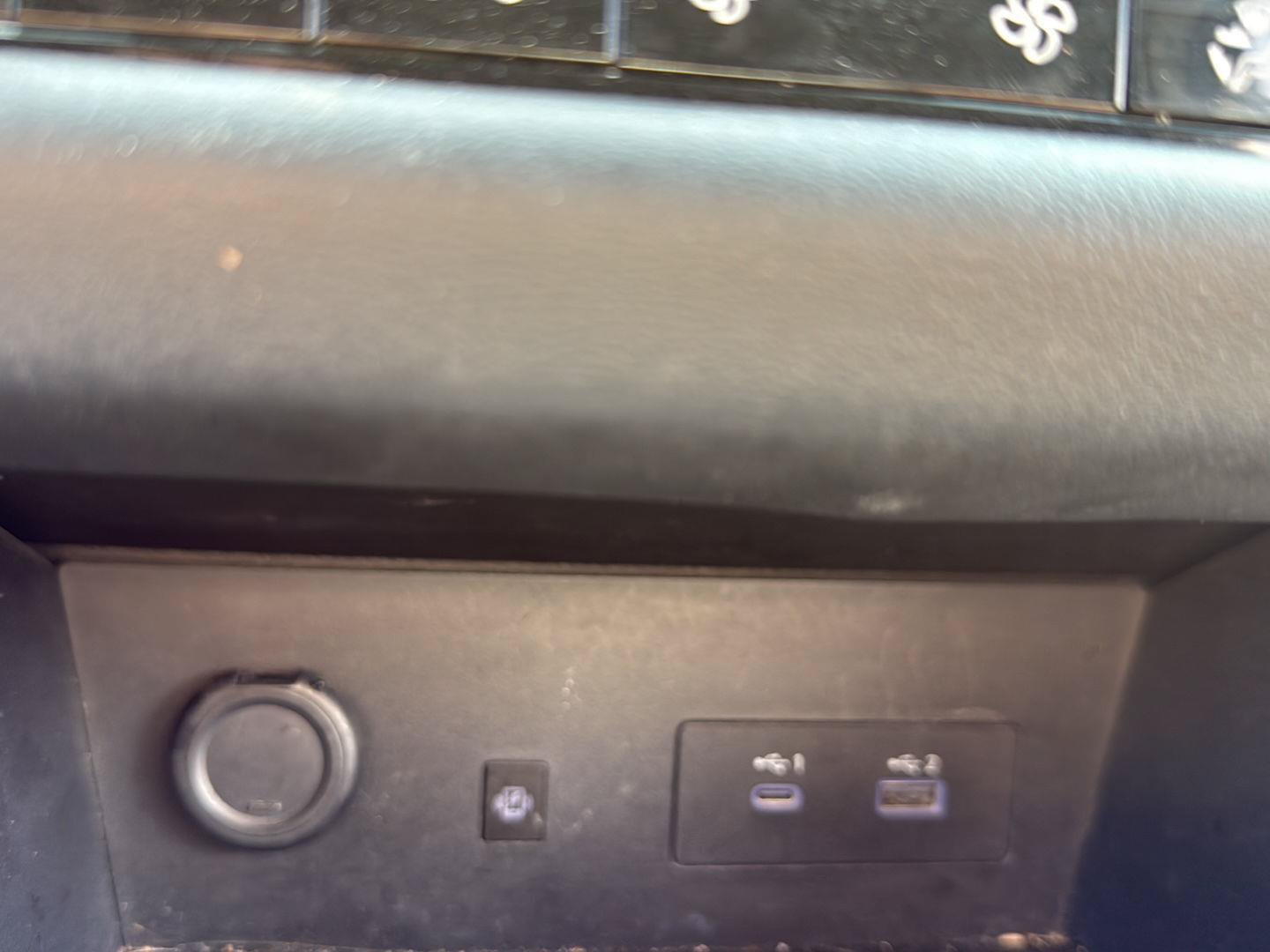 Used 2024 Nissan Pathfinder SL FWD image 19