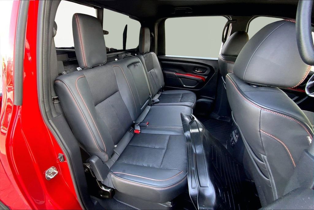 Used 2021 Nissan Titan PRO-4X image 17
