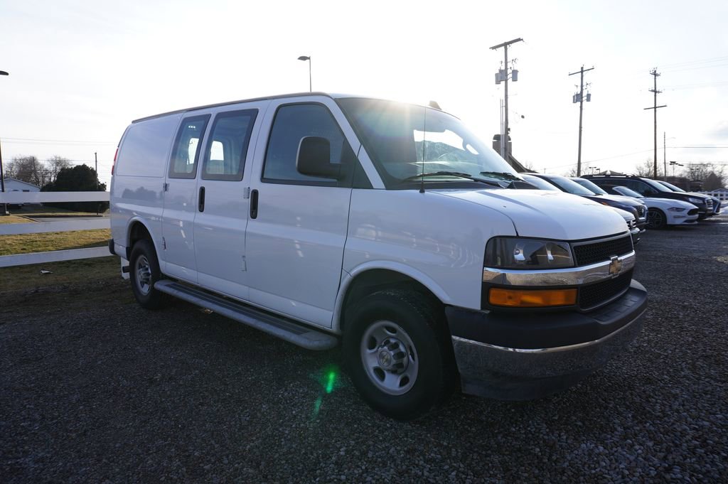 Used 2024 Chevrolet Express 2500 w/ Driver Convenience Package image 11