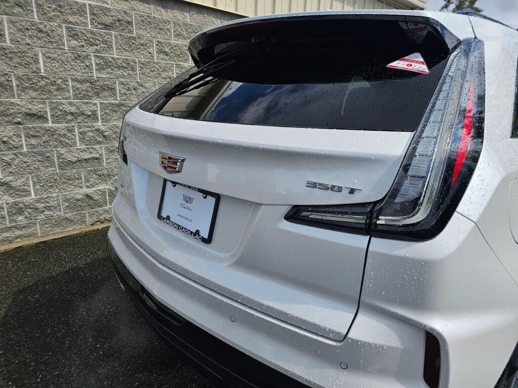 Used 2024 Cadillac XT4 Sport image 18