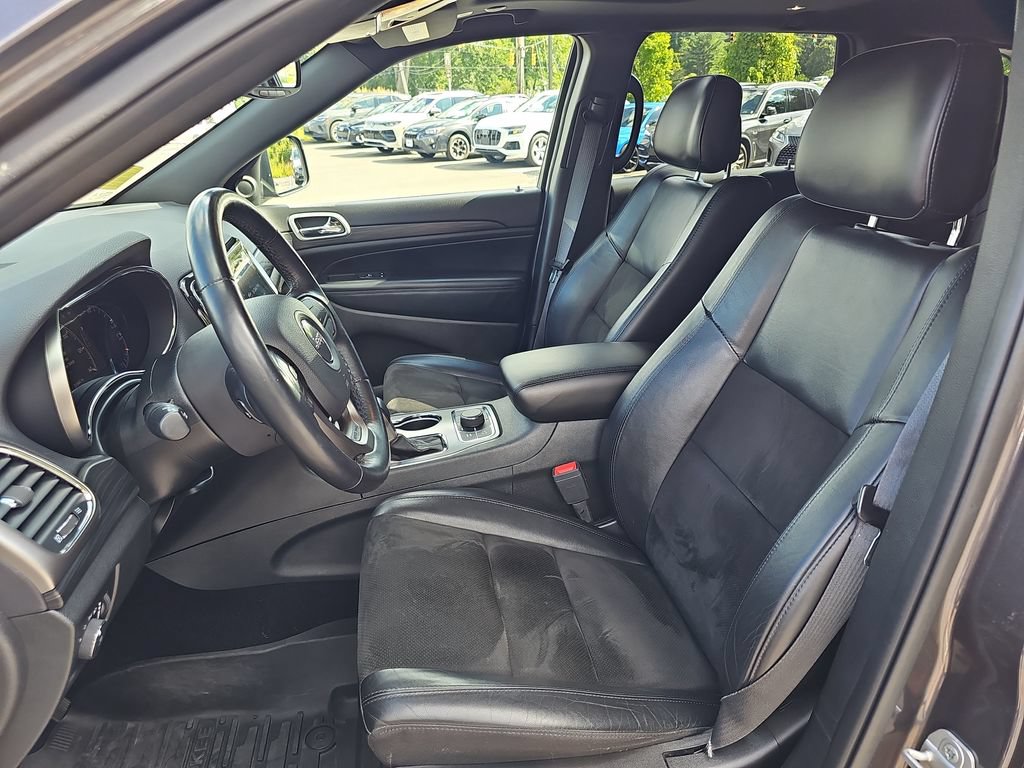 Used 2020 Jeep Grand Cherokee Laredo w/ Quick Order Package 2BN North AWD/4WD image 10