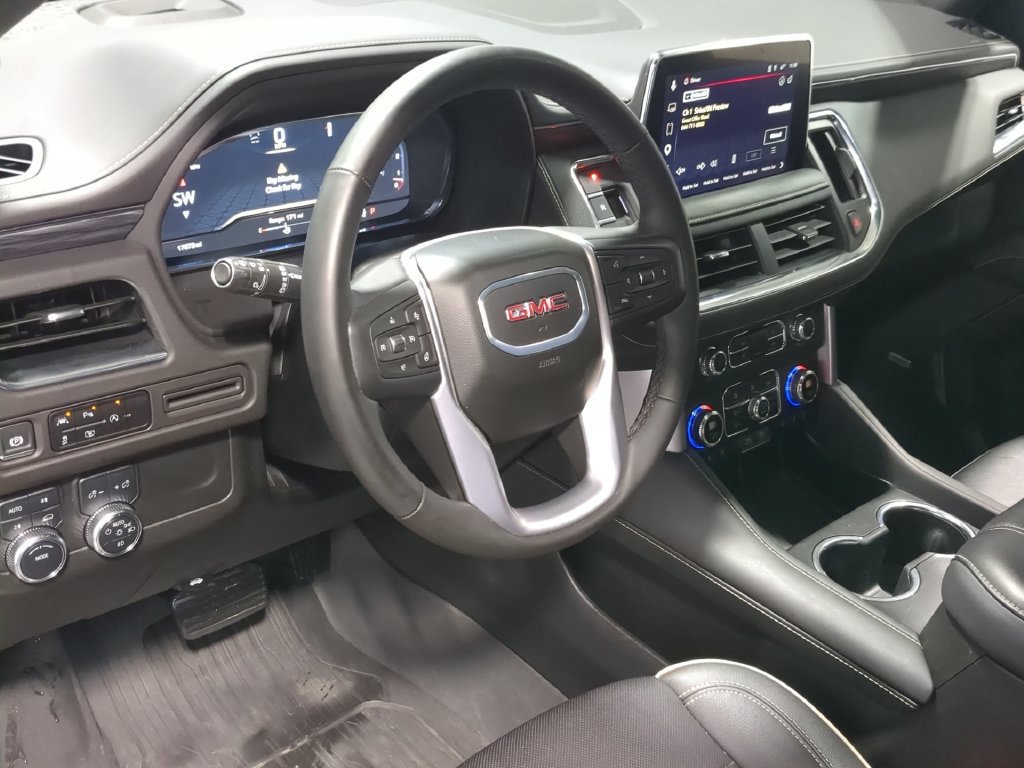 Used 2024 GMC Yukon XL SLT w/ SLT Premium Package AWD/4WD image 12