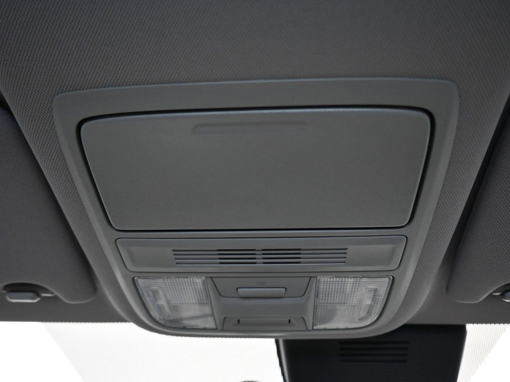 Used 2018 Honda Accord LX image 25