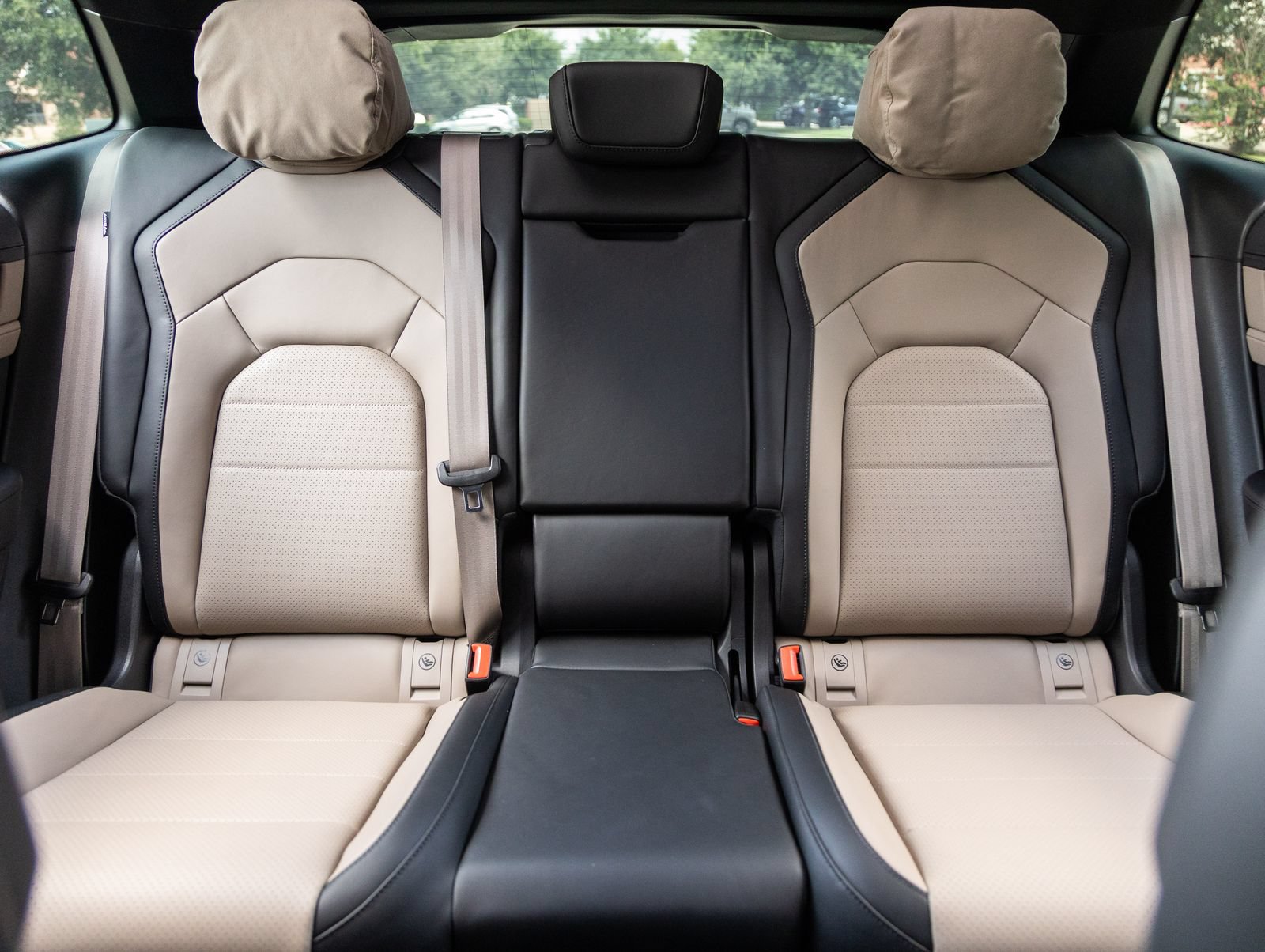 New 2026 Porsche Cayenne Electric AWD/4WD image 32
