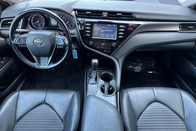 Used 2019 Toyota Camry SE FWD image 15