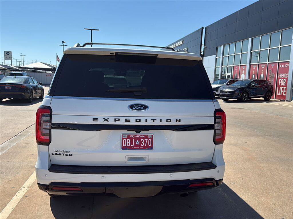 Used 2023 Ford Expedition Limited AWD/4WD image 11
