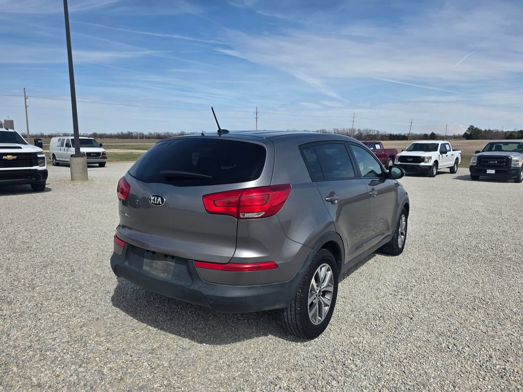 Used 2015 Kia Sportage LX image 3