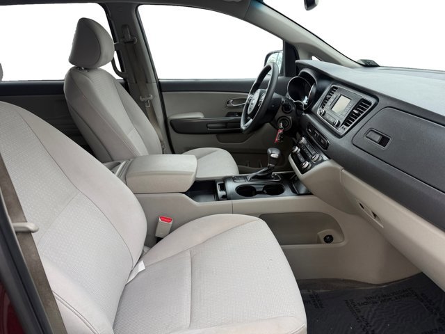 Used 2018 Kia Sedona LX FWD image 12